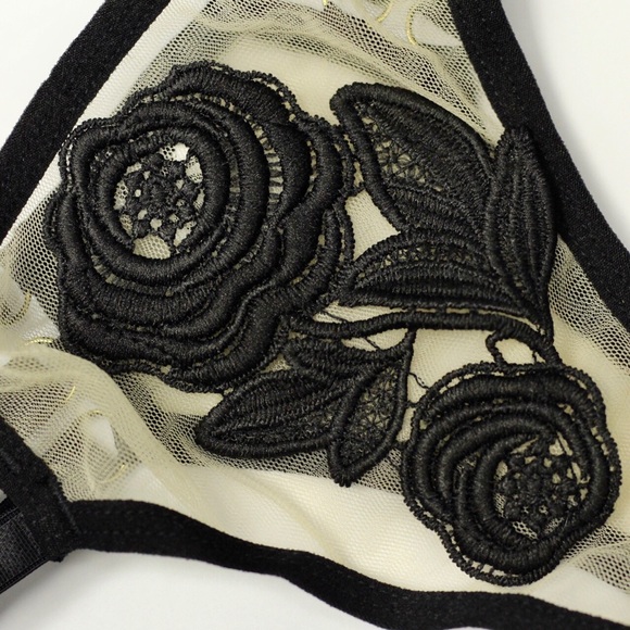 Strappy bra bralette & panty / 2 piece set - Picture 9 of 14